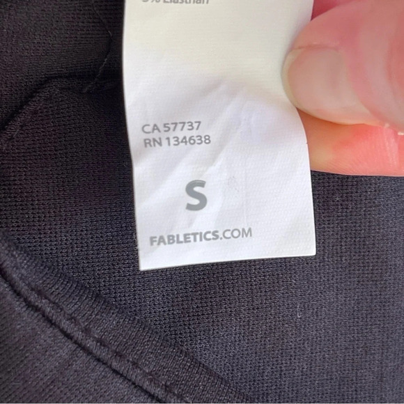 Fabletics 24/7 Skinny Pant black with side zipper size S NWT - Picture 3 of 14